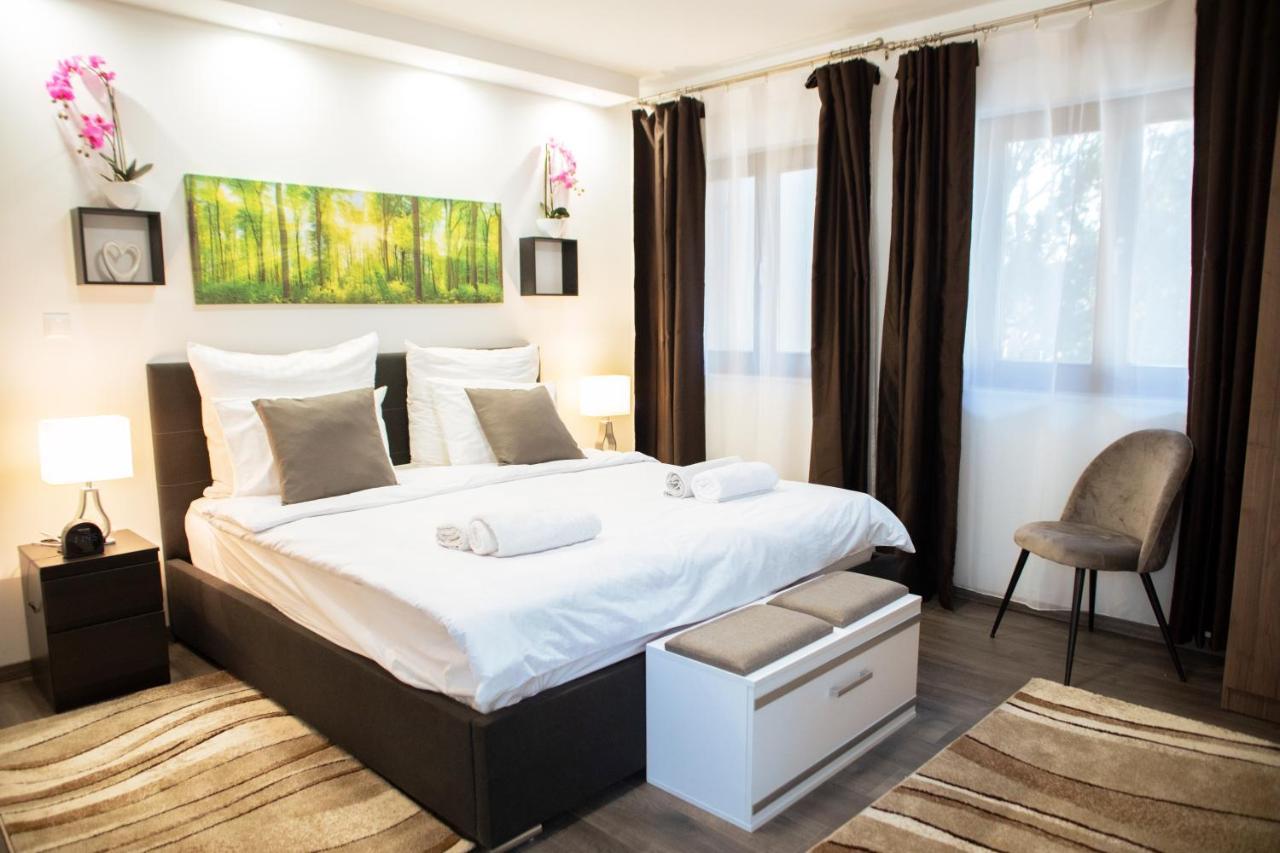 Nyuszis Apartman คิชคุนมายชา ภายนอก รูปภาพ