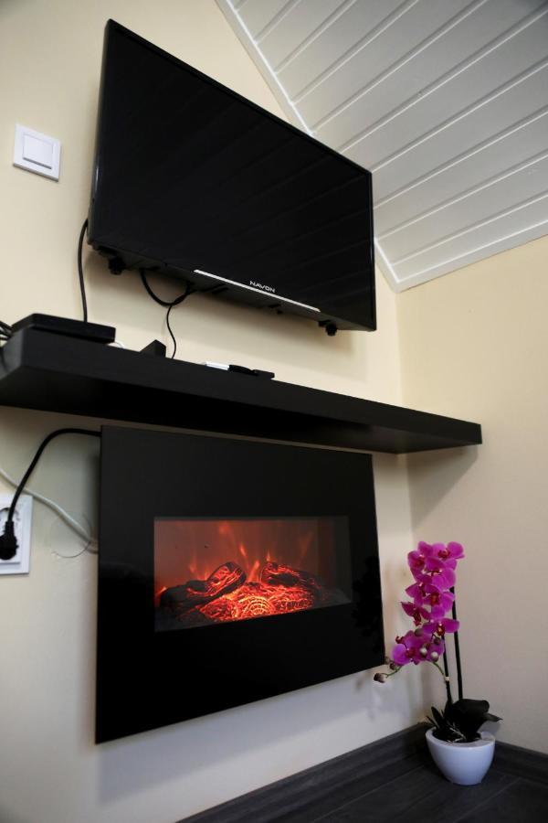 Nyuszis Apartman คิชคุนมายชา ภายนอก รูปภาพ