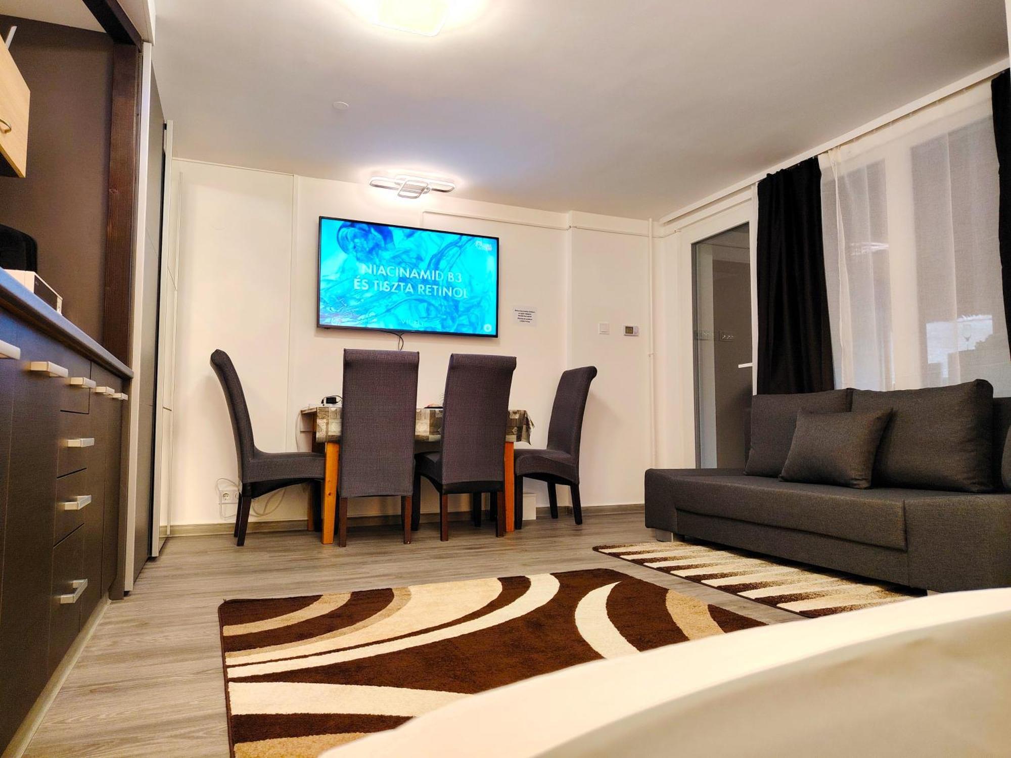 Nyuszis Apartman คิชคุนมายชา ภายนอก รูปภาพ